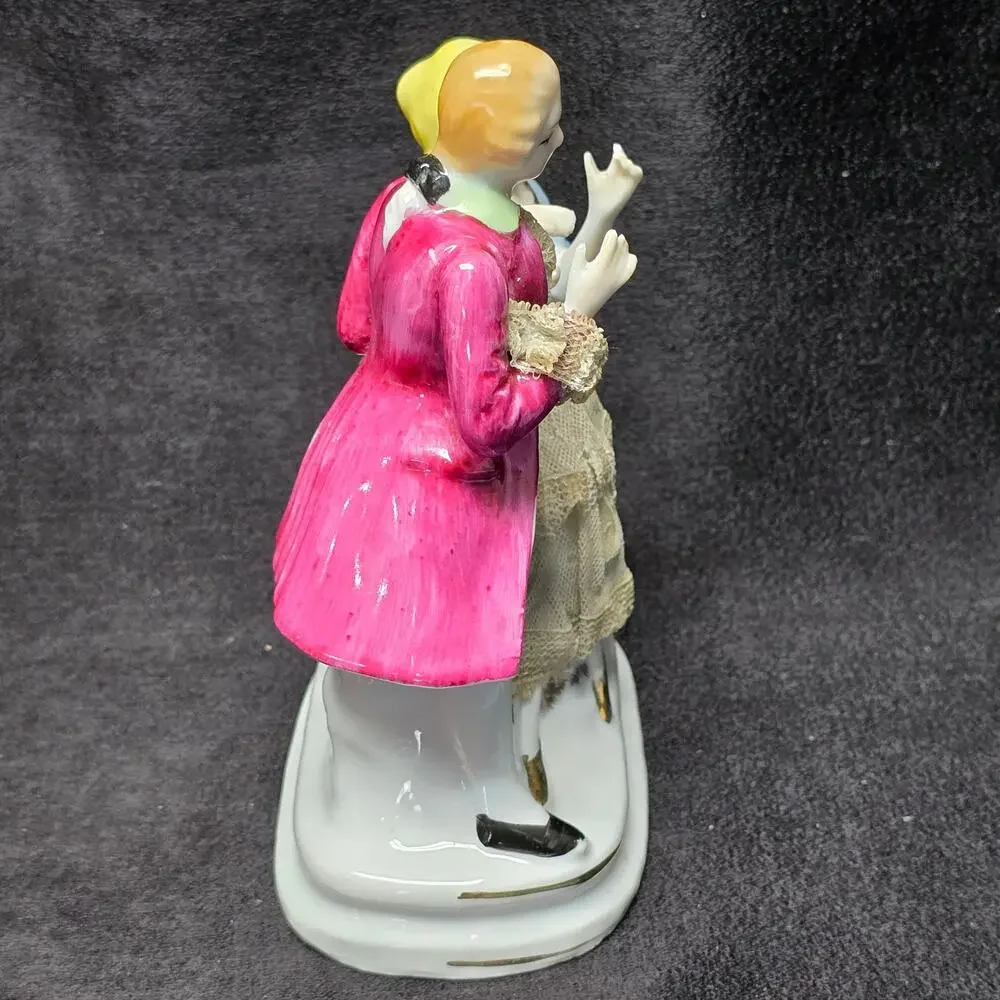Porcelain Victorian Colonial Couple Courting Man & Women Lace Dress Figurines
